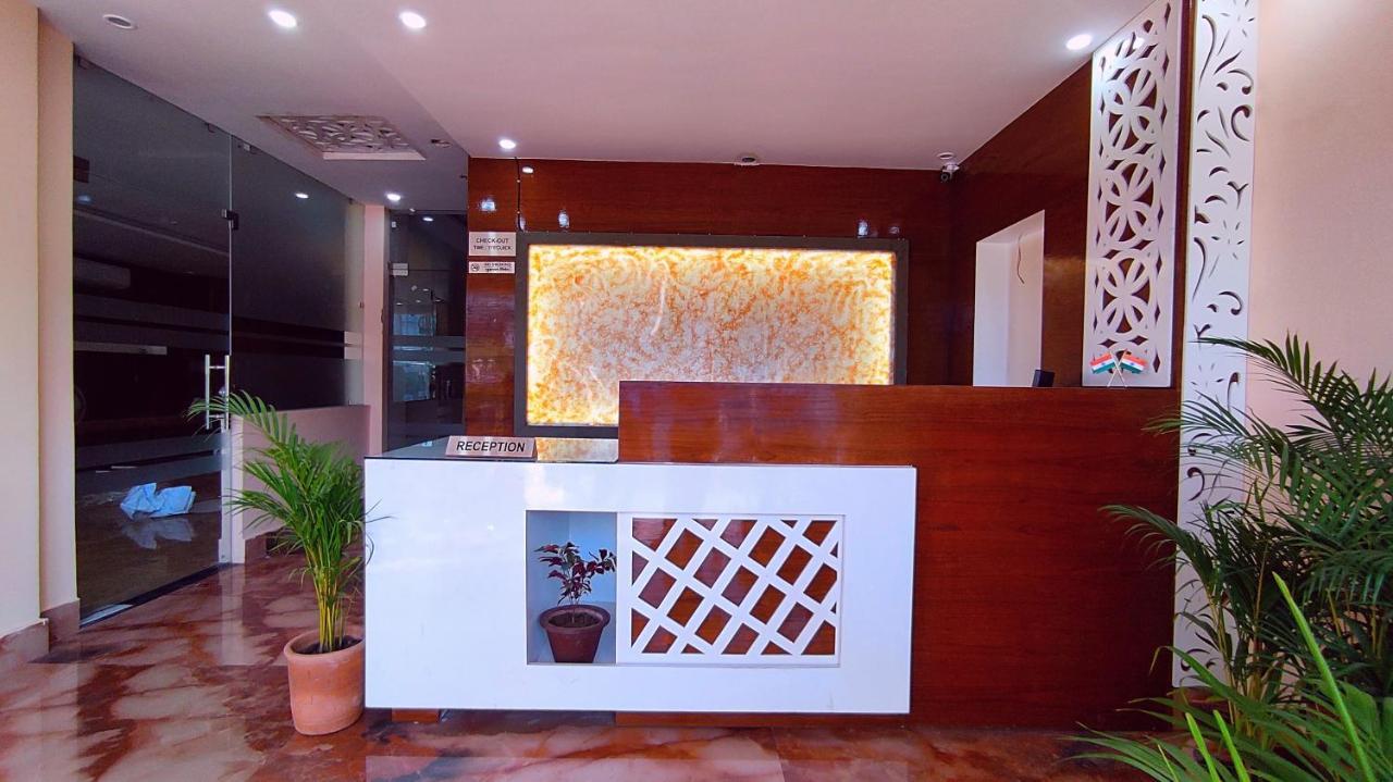 Spring Sky Haridwar By Shrigo Hotels Haridwār Exterior foto